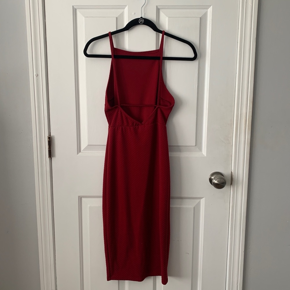 Backless Dress - Picture 2 of 2